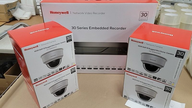 Камера Honeywell HC3045R3