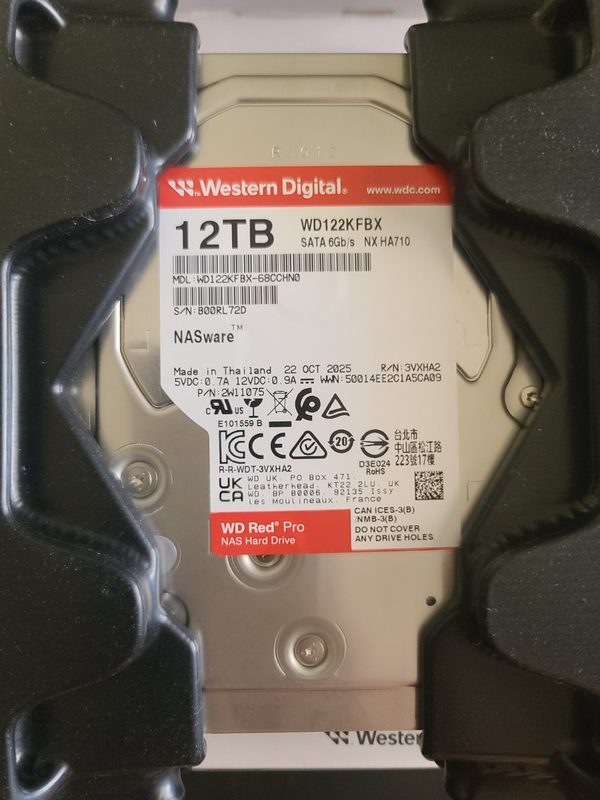 Жёсткий диск Western Digital HDD-WD122KFBX