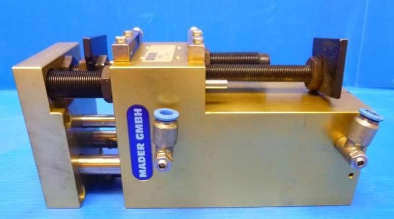 Робот Schunk HE-6-75