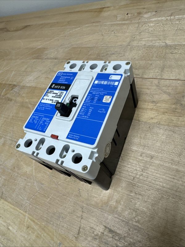 Автоматический выключатель Eaton HFD3020