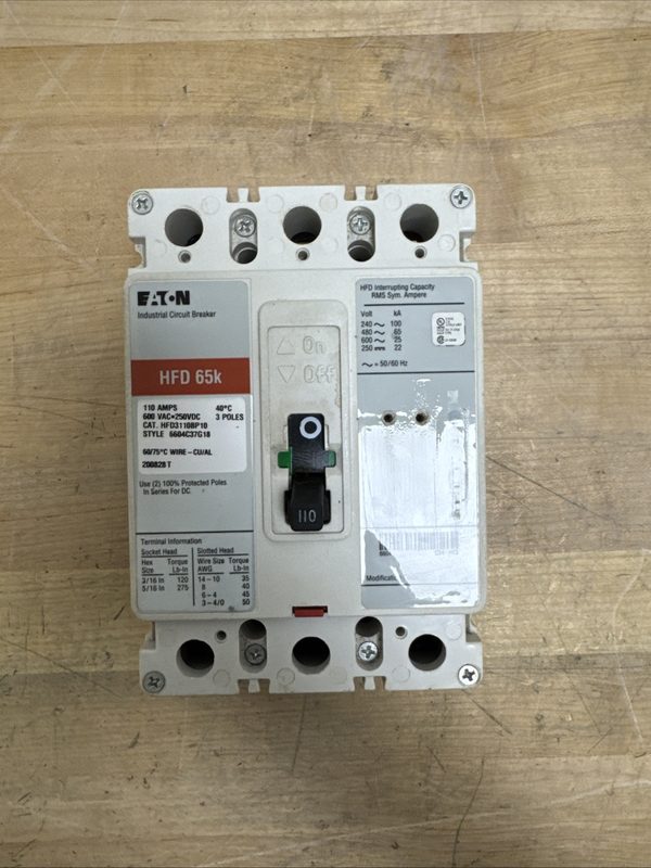 Автоматический выключатель Eaton HFD3110
