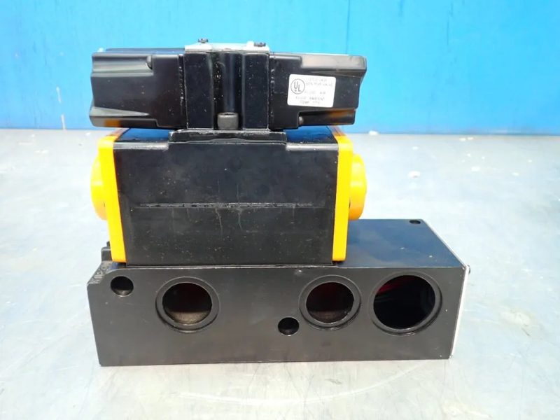 Электромагнитный клапан Parker HHB4085001