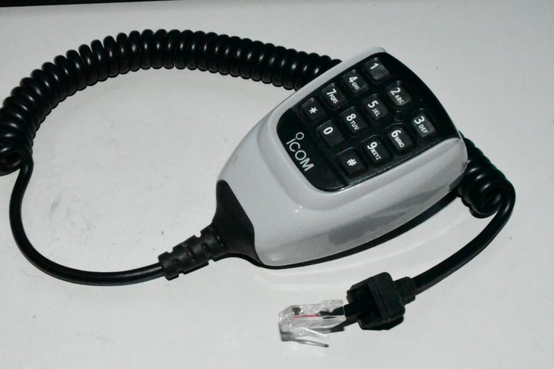 Радиостанция Icom HM-148T