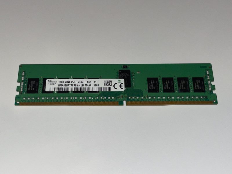 Модуль памяти SK hynix HMA82GR7AFR8N