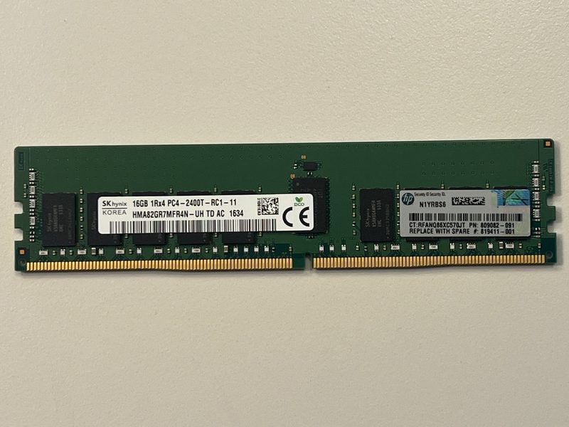 Модуль памяти HPE HMA82GR7MFR4N-UH
