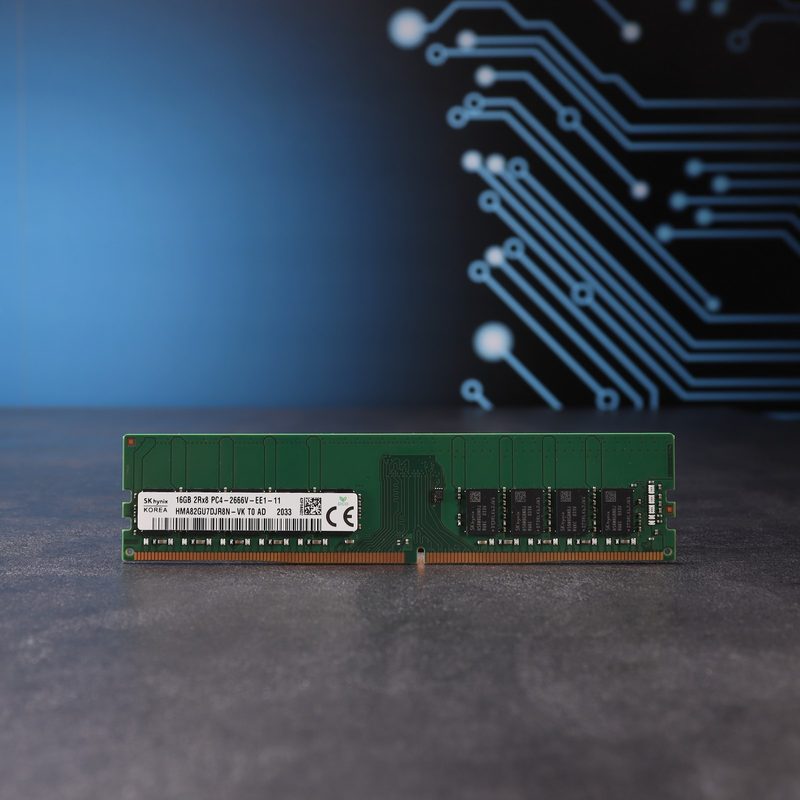 Модуль памяти SK hynix HMA82GU7DJR8N-VK