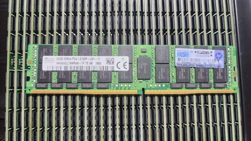 Модуль памяти HPE HMA84GL7AMR4N