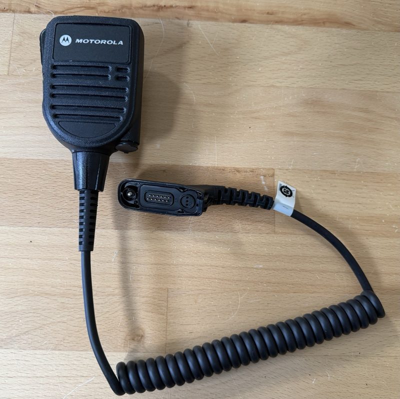 Выносной микрофон Motorola HMN4104B