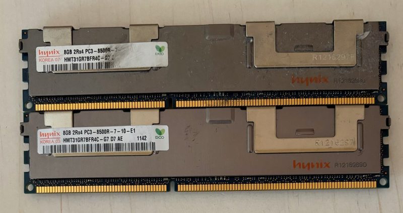 Модуль памяти SK hynix HMT31GR7BFR4C-G7