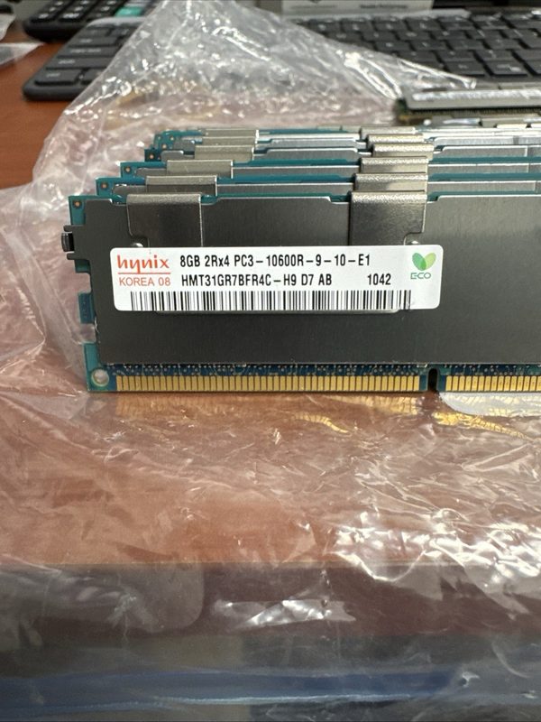 Модуль памяти SK hynix HMT31GR7BFR4C-H9