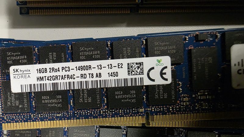Модуль памяти SK hynix HMT42GR7AFR4C-RD