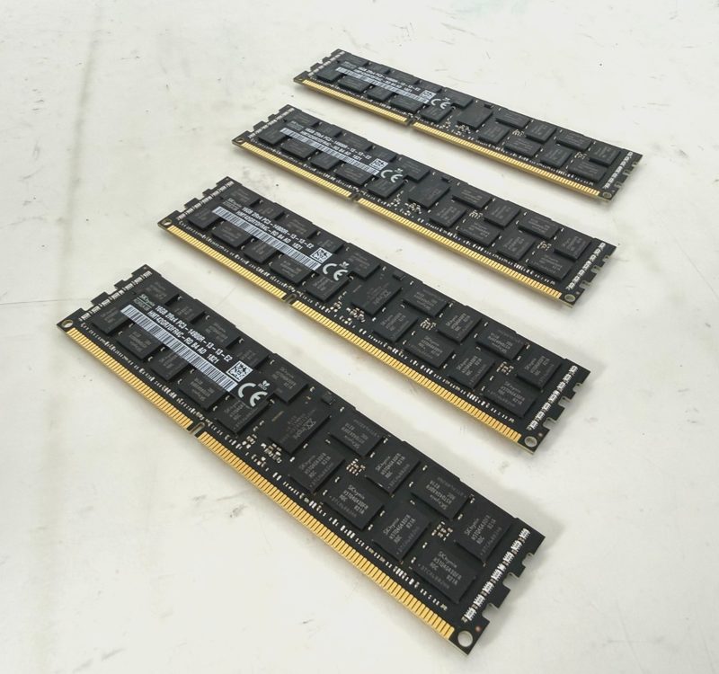 Модуль памяти SK hynix HMT42GR7BFR4C