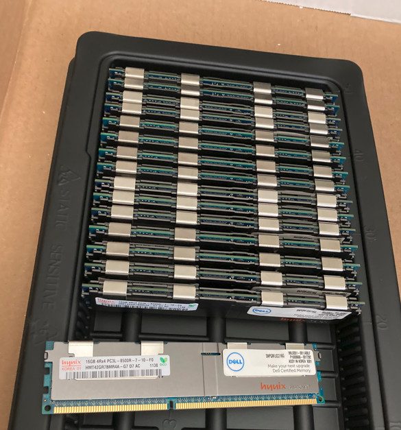 Модуль памяти SK hynix HMT42GR7BMR4A