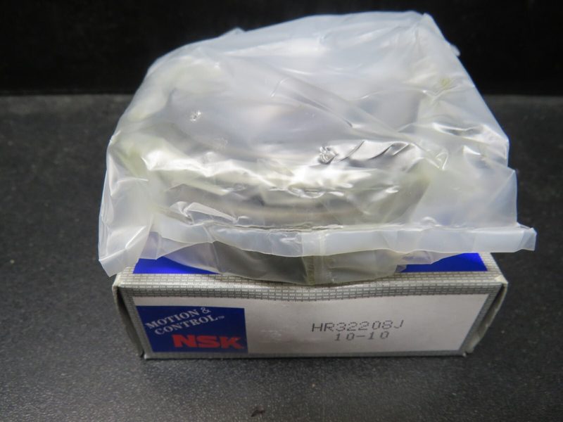 Подшипник HR32208J
