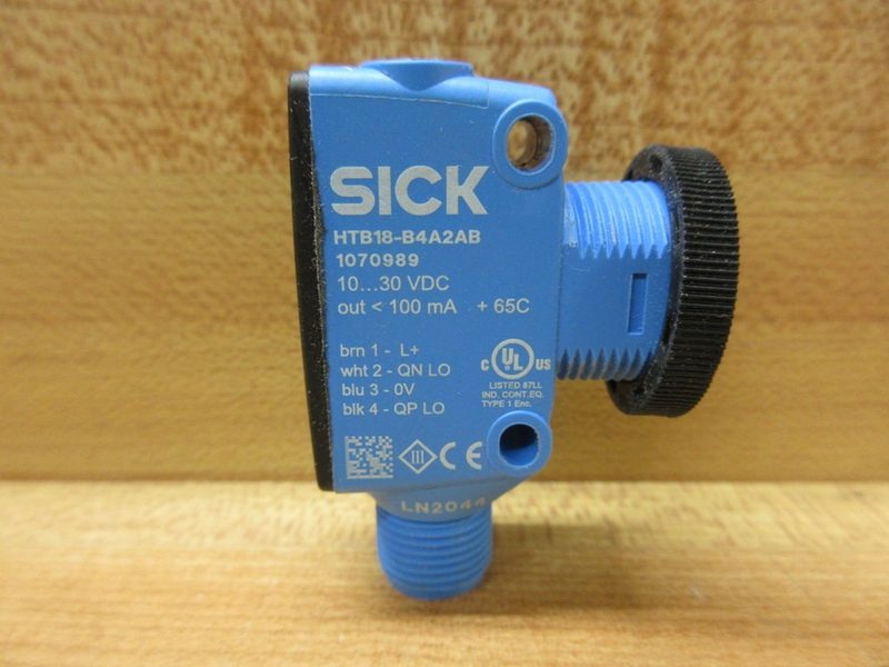 Фотоэлектрический датчик SICK HTB18-B4A2AB