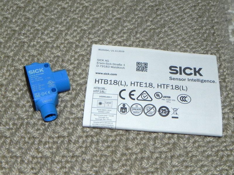 Фотоэлектрический датчик SICK HTE18-P4A2BB