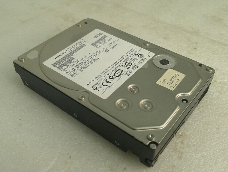 Жёсткий диск HUA721075KLA330