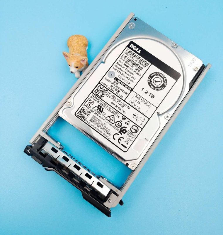 Жёсткий диск Dell HUC101812CSS200