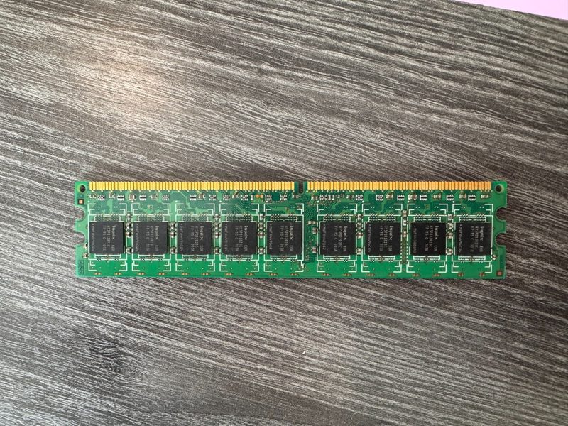 Модуль памяти SK hynix HYMP512U72CP8-Y5