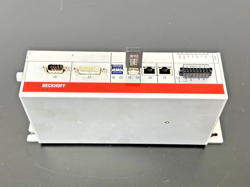 Промышленный компьютер Beckhoff I3-4100E