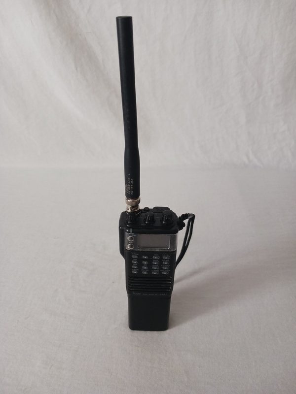 Радиостанция Icom IC-24AT