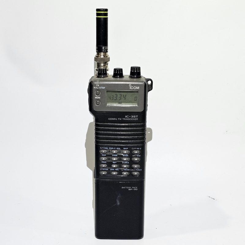 Радиостанция Icom IC-3ST