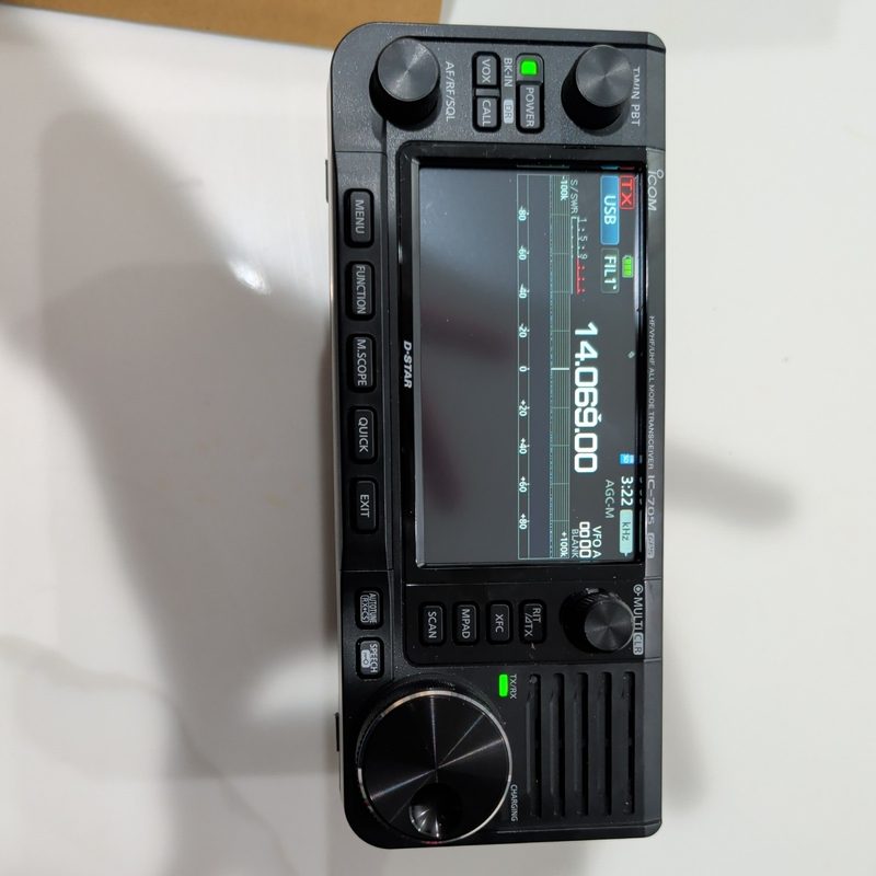 Радиостанция Icom IC-705