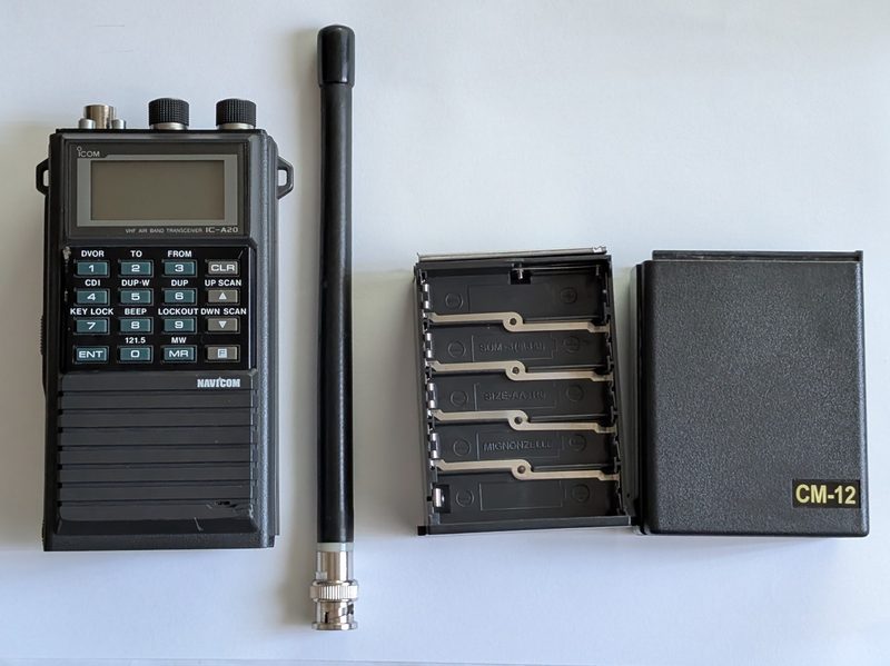 Радиостанция Icom IC-A20