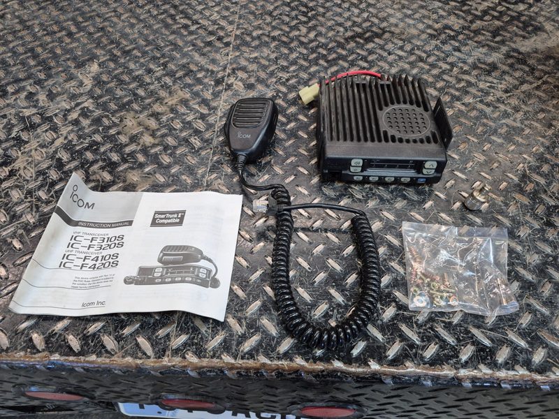 Радиостанция Icom IC-F320S-6