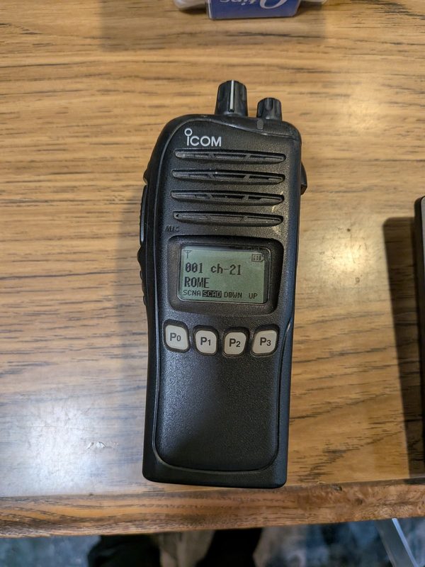 Радиостанция Icom IC-F4061S