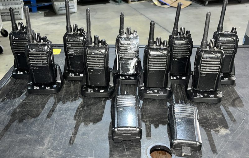 Радиостанция Icom IC-F4101D