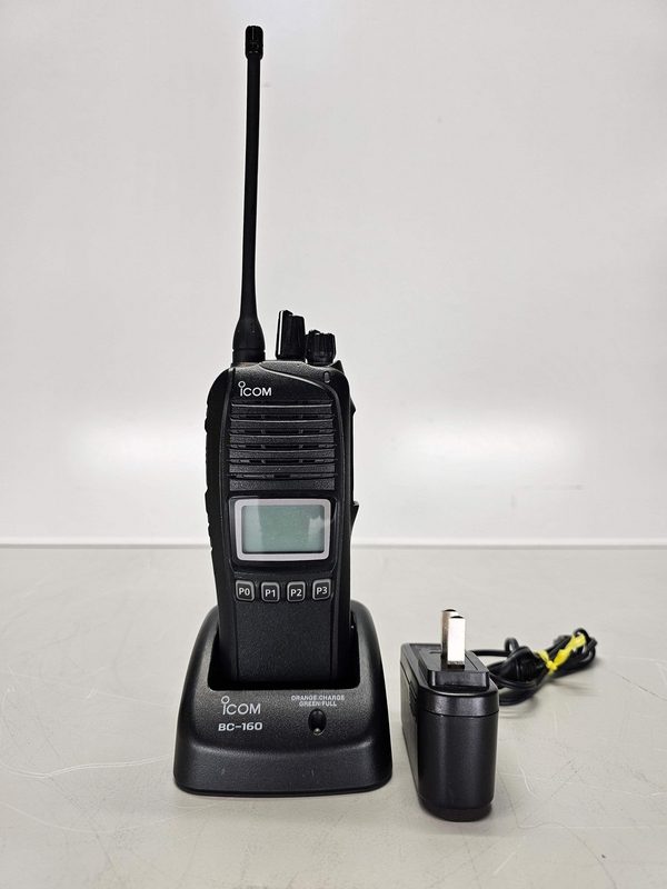 Радиостанция Icom IC-F4261DS
