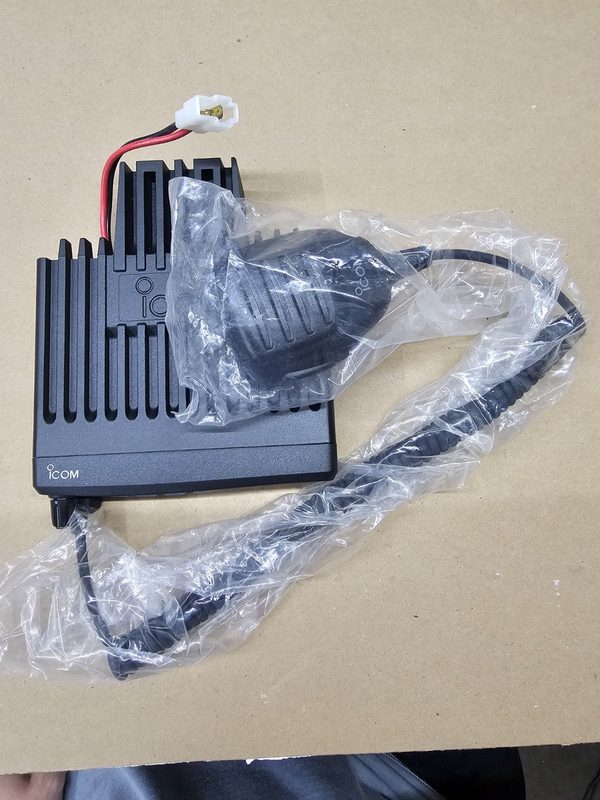 Выносной микрофон Icom IC-F6011