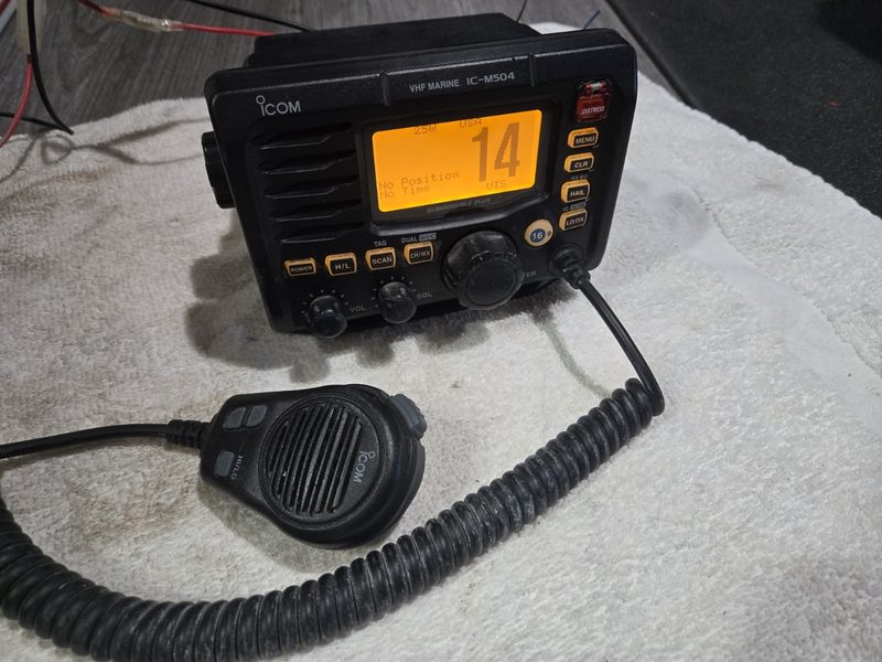 Радиостанция Icom IC-M504