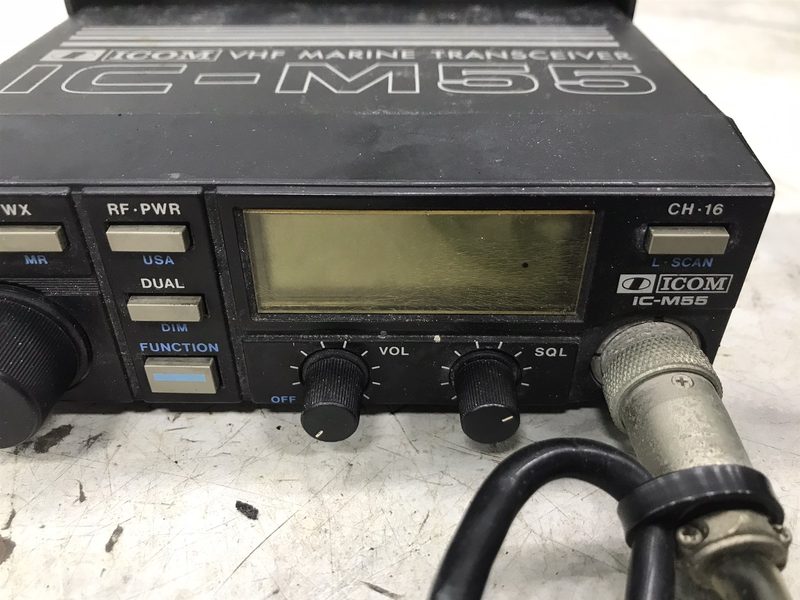 Радиостанция Icom IC-M55