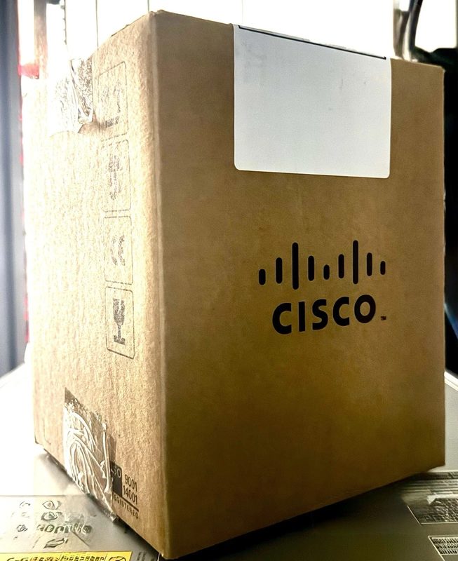 Коммутатор Cisco IE-2000-4T-G-L