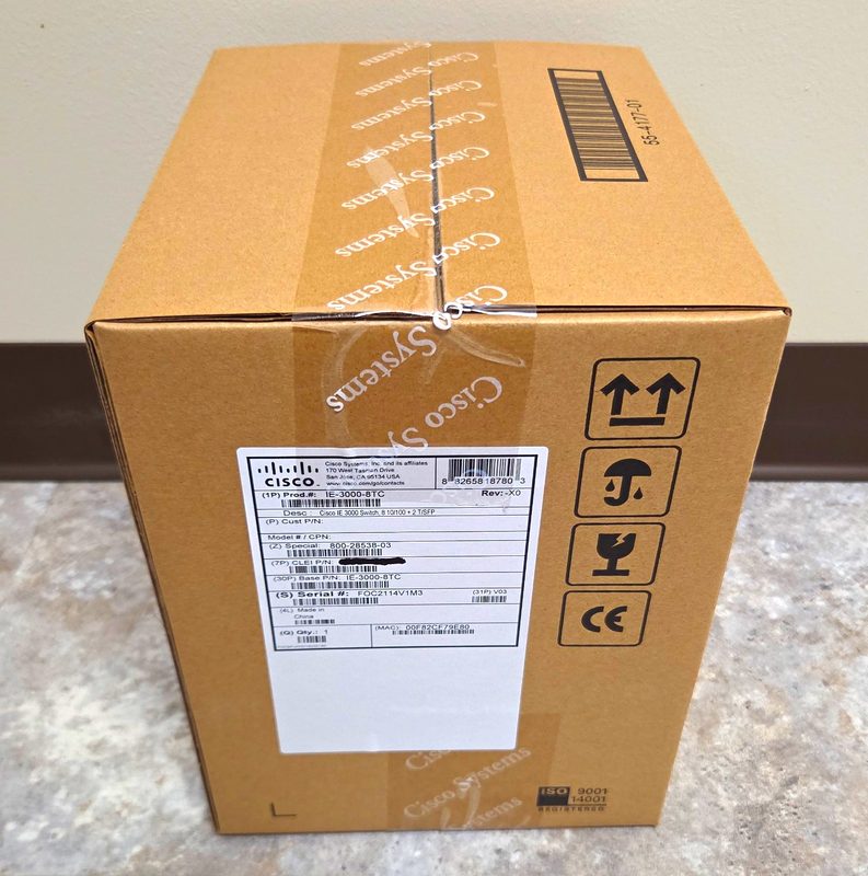 Коммутатор Cisco IE-3000-8TC
