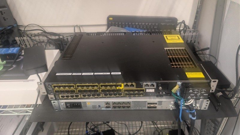 Коммутатор Cisco IE-9310-26S2C-E