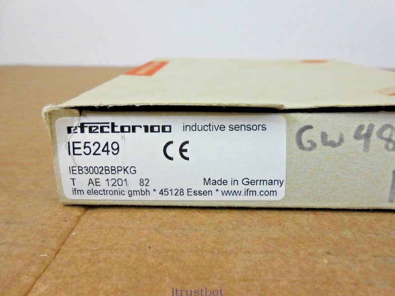 Датчик приближения ifm IE5249
