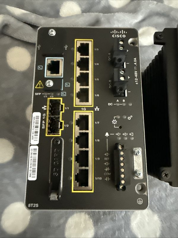 Коммутатор Cisco IEM-3300-16P