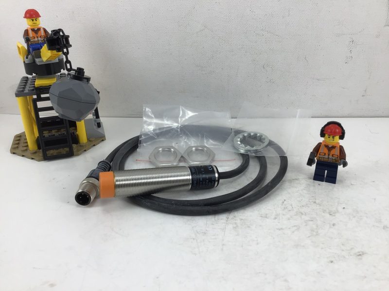 Датчик приближения ifm IGA3012-ANKG/0