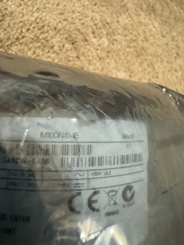 Камера Pelco IM10DN10-1E