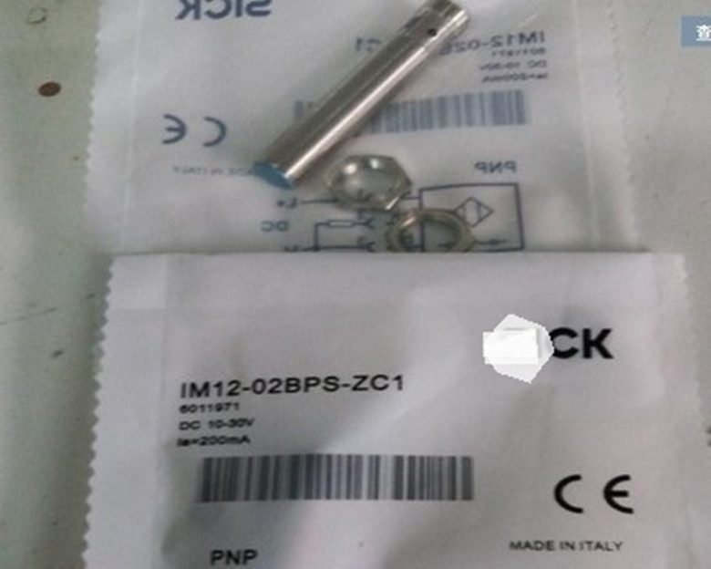 Фотоэлектрический датчик SICK IM12-02BDS-ZC1
