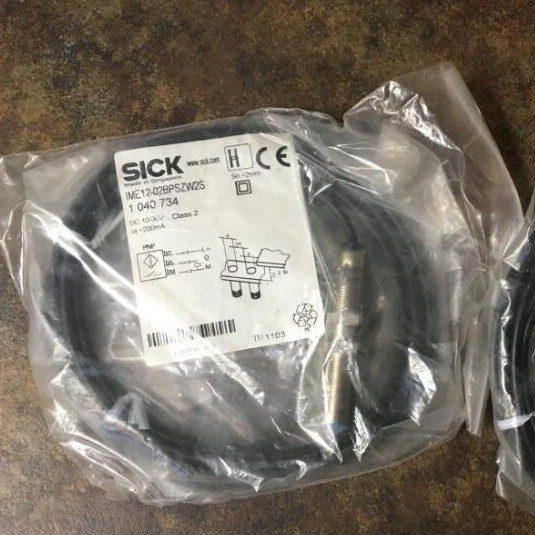 Фотоэлектрический датчик SICK IME12-02BPSZW2S