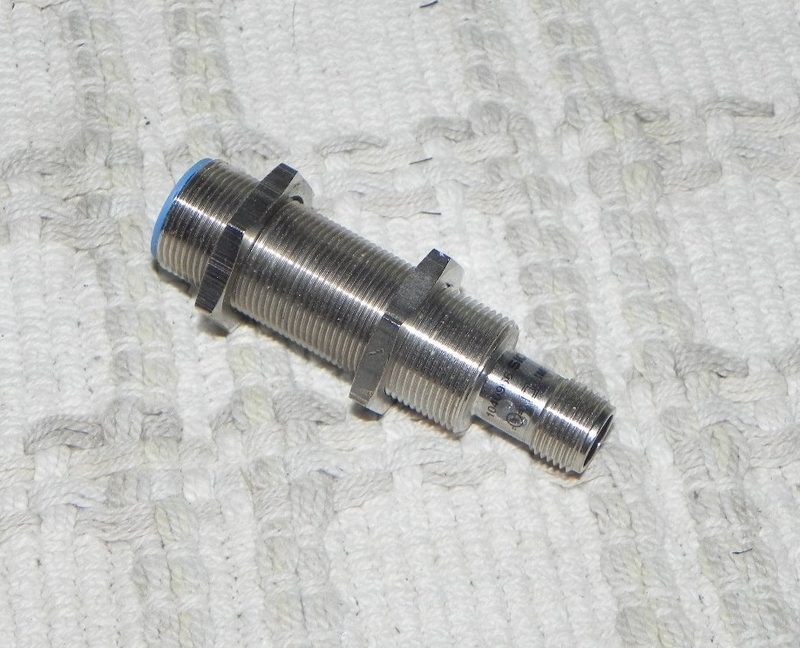 Датчик приближения SICK IME18-08BPSZC0S