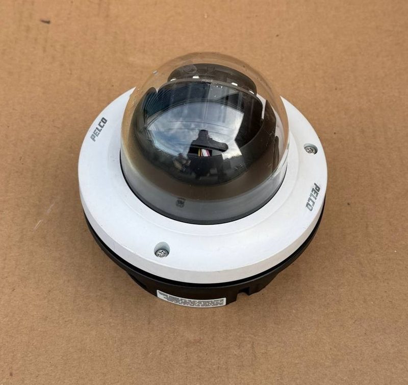 Камера Pelco IMP321-1RS