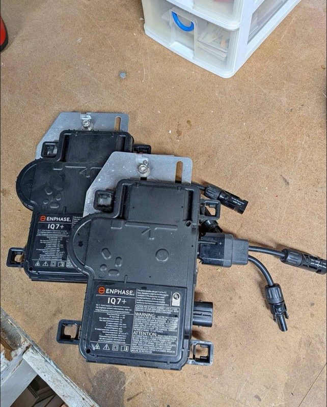 Инвертор IQ7PLUS-72-M-US