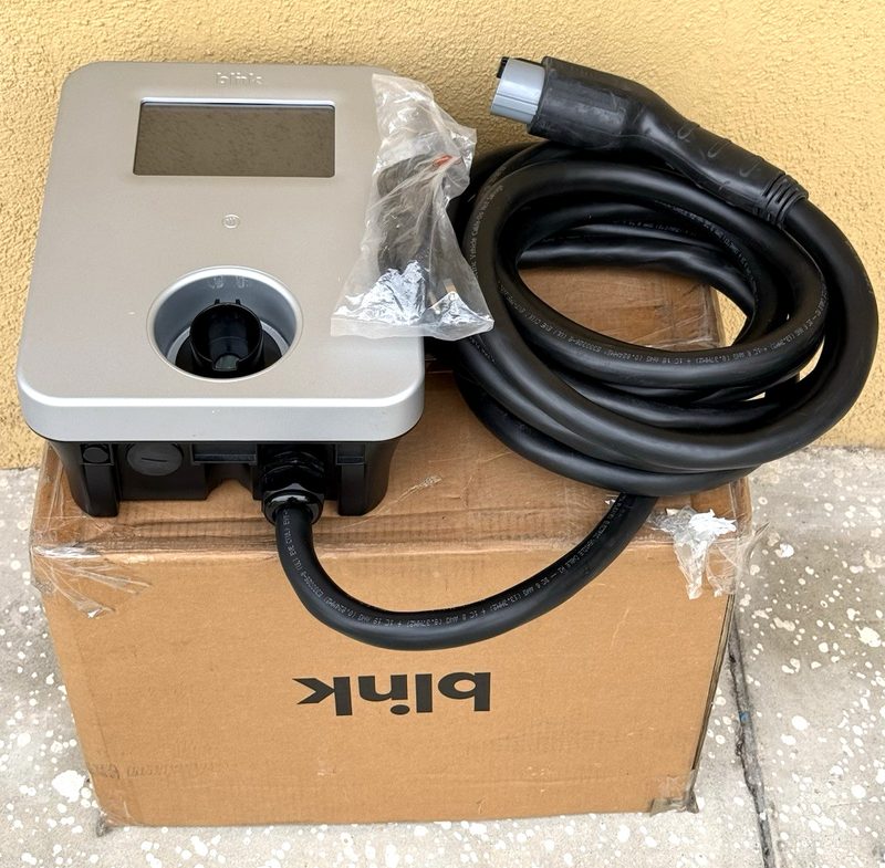 Аккумулятор IQW2-80U-M3-R3-N-25