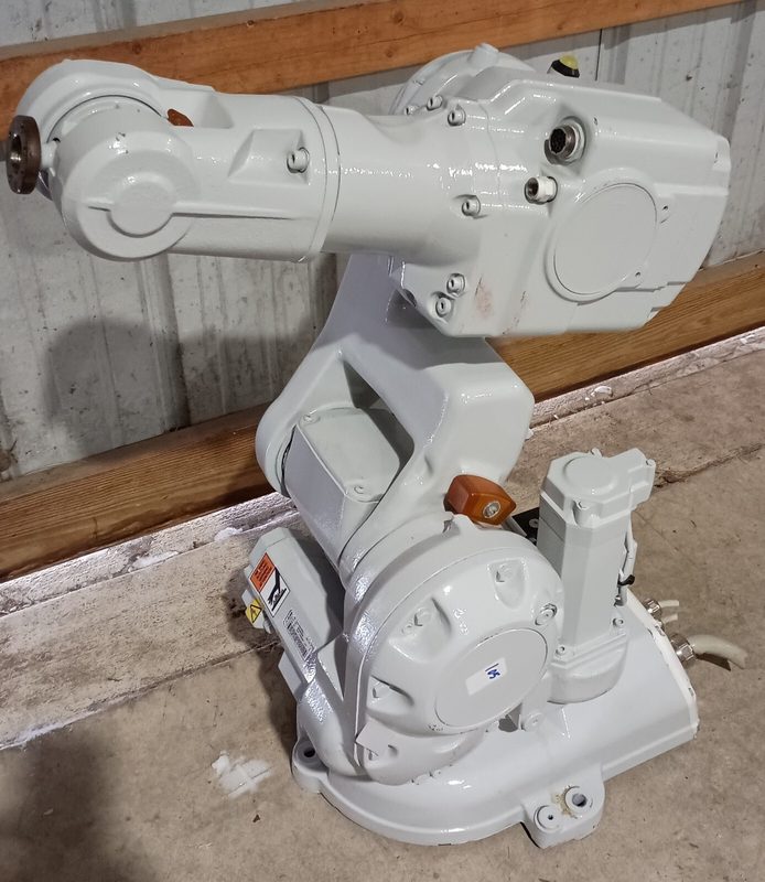 Робот ABB IRB140