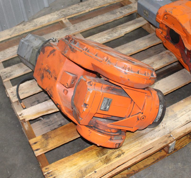 Робот ABB IRB6400